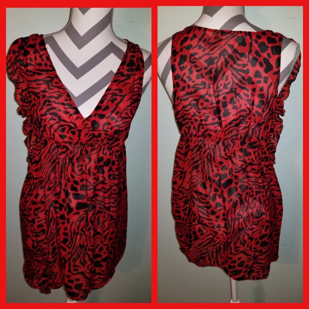 Red tunic - Picture 2 of 2